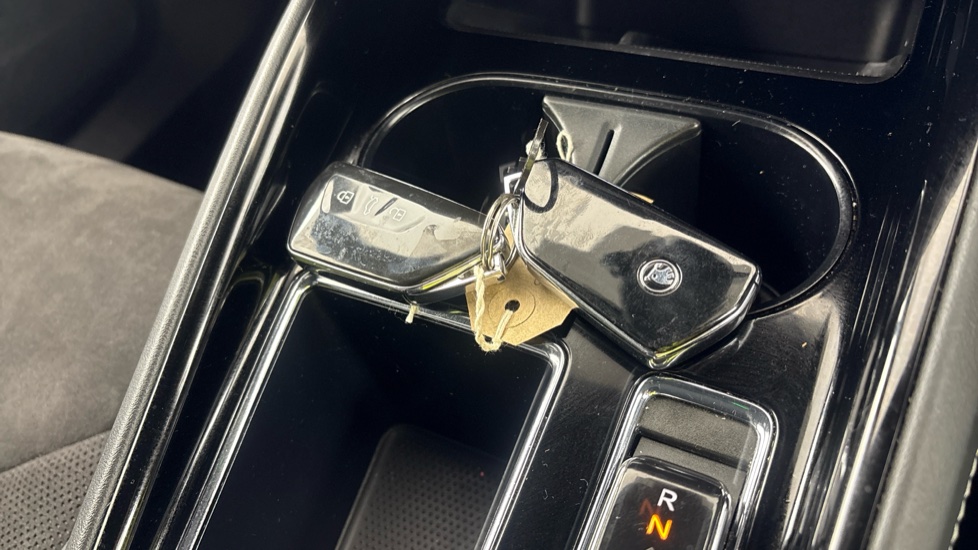 SKODA ENYAQ 2 keys available