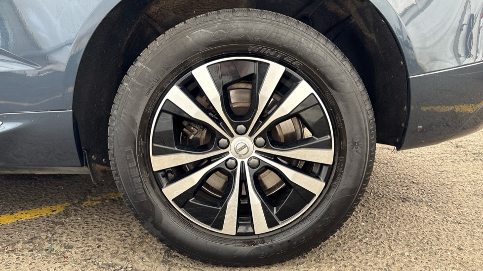 VOLVO XC60 ESTATE 2.0 T6 [350] RC PHEV Core Bright 5dr AWD Gtron