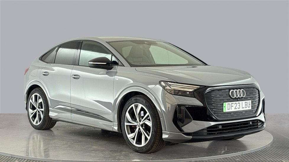 AUDI Q4 Image 7