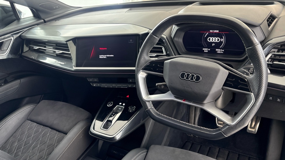 AUDI Q4 Image 9