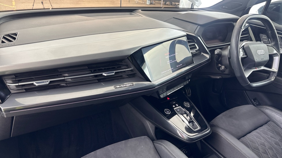 AUDI Q4 Image 10