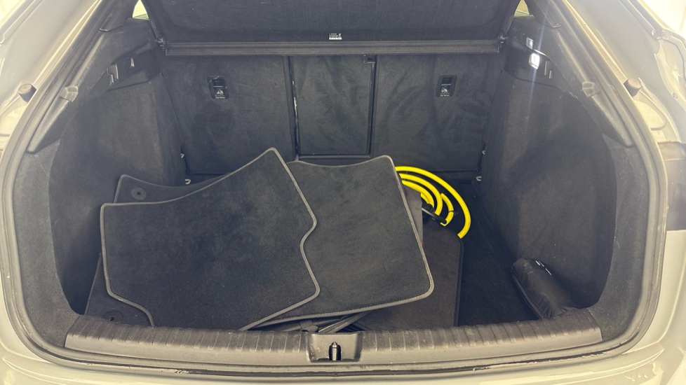 AUDI Q4 Image 15