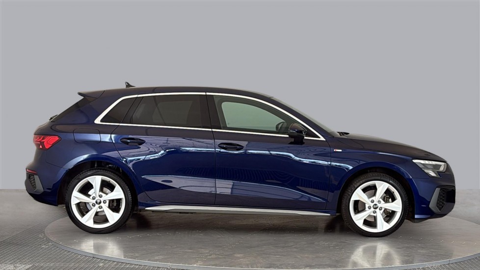 AUDI A3 Image 6