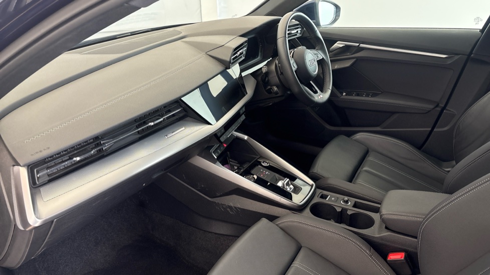 AUDI A3 SPORTBACK 40 TFSI e S Line 5dr S Tronic