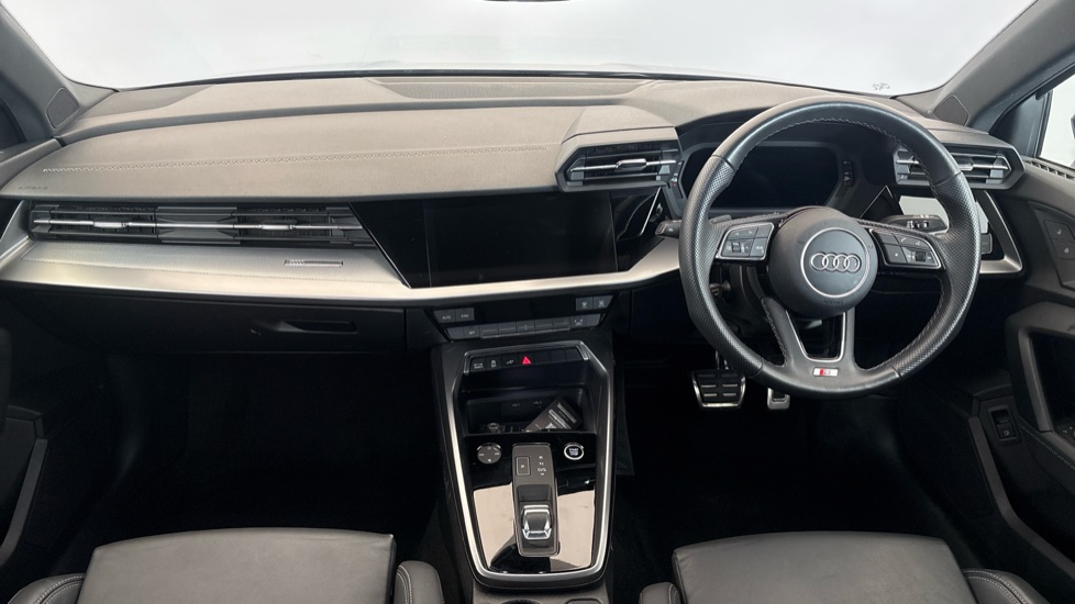 AUDI A3 Image 11