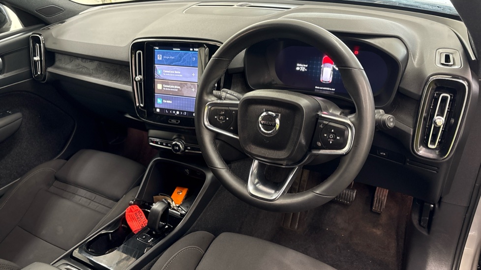 VOLVO XC40 ELECTRIC ESTATE 170kW Recharge Core 69kWh 5dr Auto