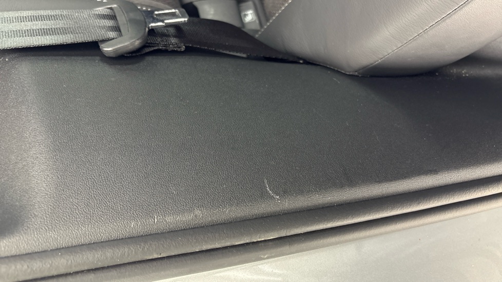 SKODA ENYAQ Scuff