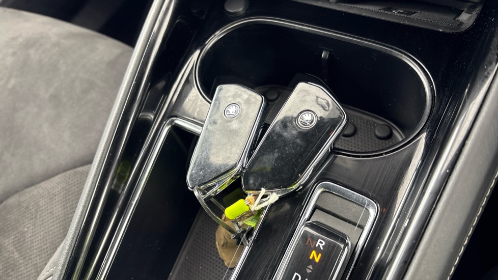 SKODA ENYAQ 2 keys available