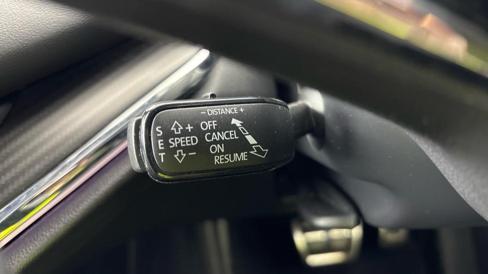 SKODA ENYAQ Cruise control