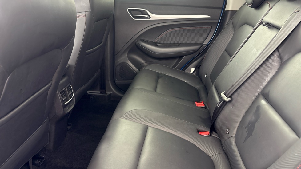 MG MOTOR UK ZS ELECTRIC HATCHBACK 115kW Trophy EV Long Range 73kWh 5dr Auto