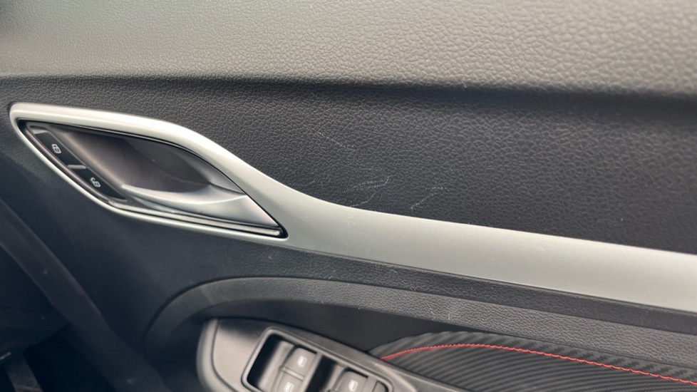 MG ZS Scratches
