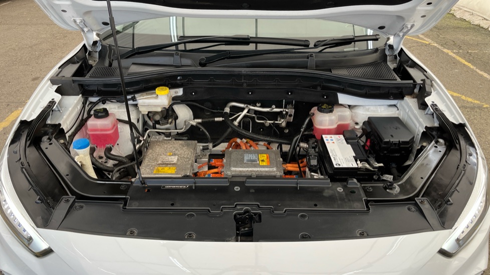 MG ZS Image 16