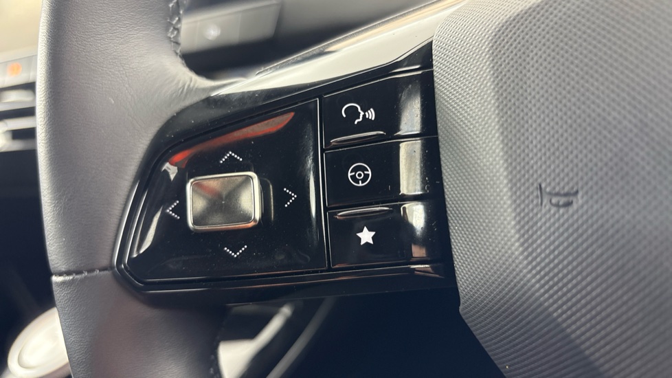 MG MG4 Cruise control