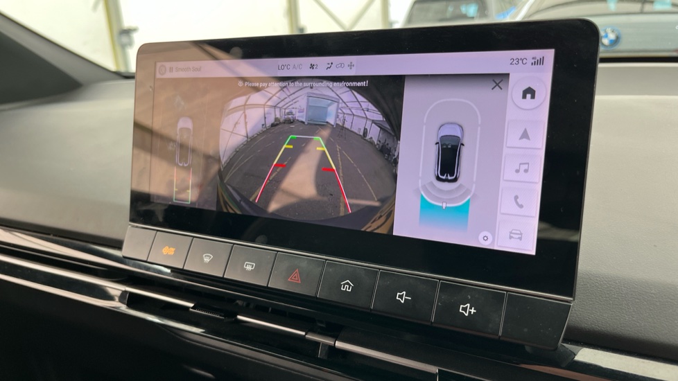 MG MG4 reverse camera