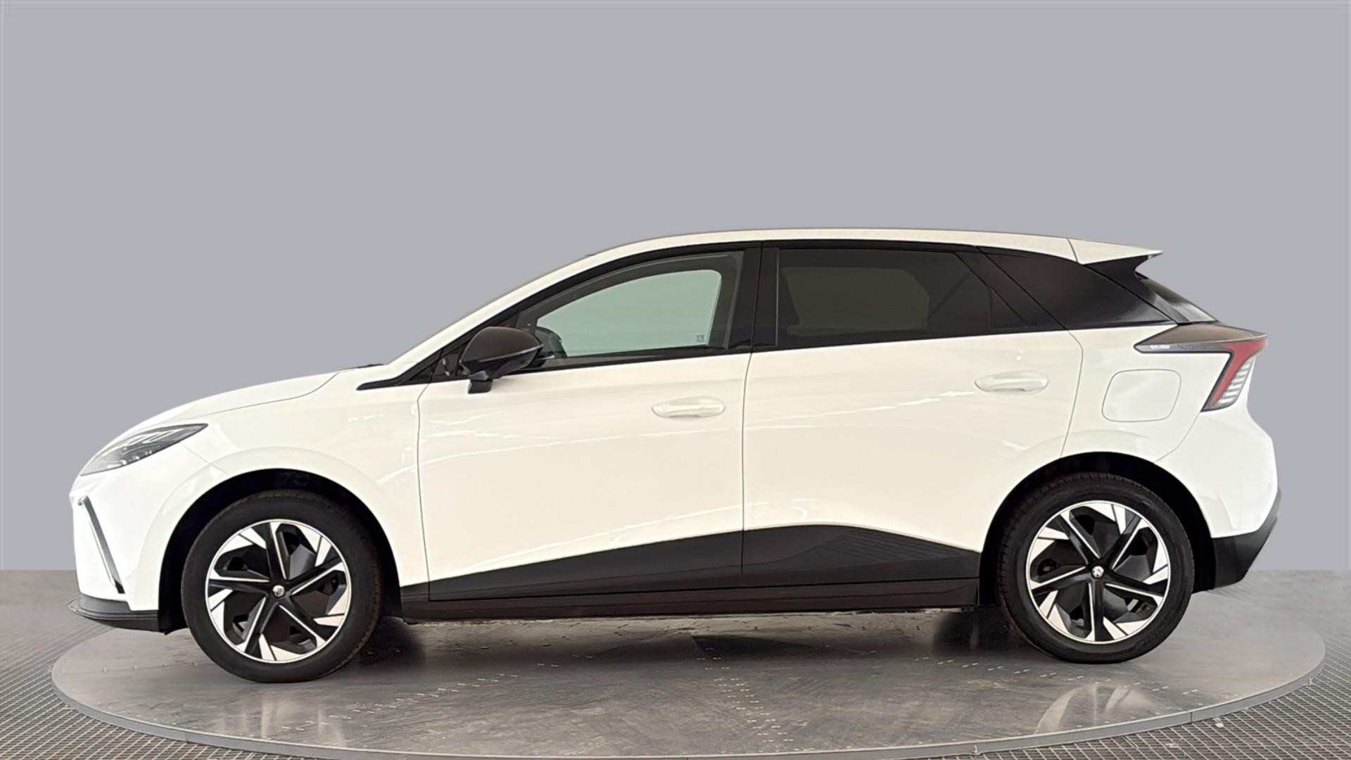 150kW Trophy EV Long Range 64kWh 5dr Auto