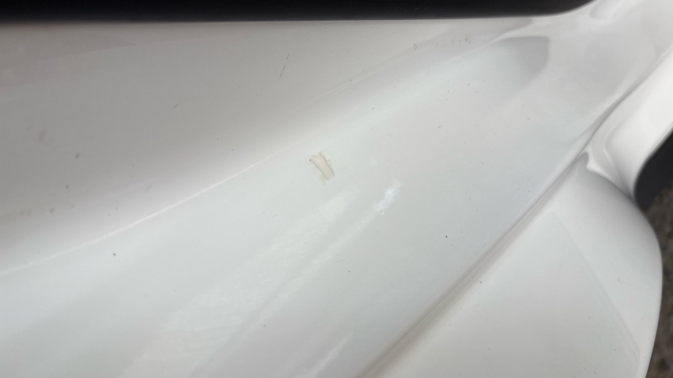 MG MG4 Dent and scratches
