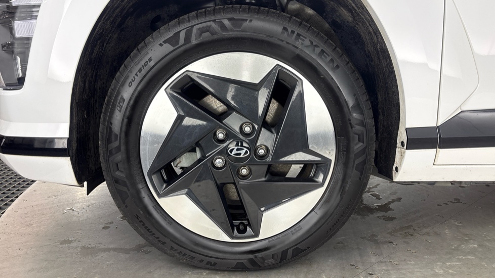 HYUNDAI KONA ELECTRIC HATCHBACK 160kW Advance 65kWh 5dr Auto [Comfort Pack]