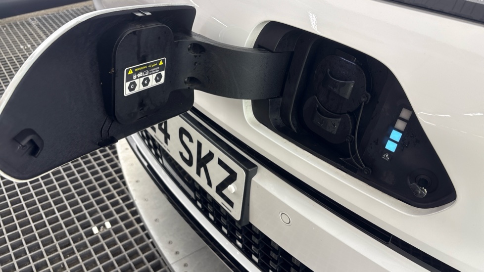 HYUNDAI KONA ELECTRIC HATCHBACK 160kW Advance 65kWh 5dr Auto [Comfort Pack]