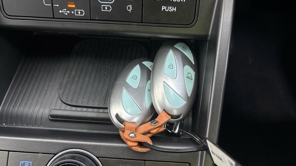 HYUNDAI KONA ELECTRIC HATCHBACK 160kW Advance 65kWh 5dr Auto [Comfort Pack]