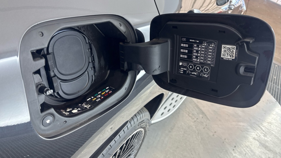 MERCEDES-BENZ EQC ESTATE EQC 400 300kW AMG Line Premium Plus 80kWh 5dr Auto