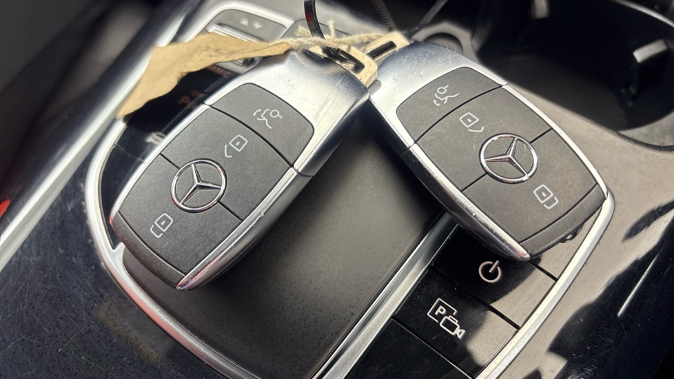 MERCEDES-BENZ EQC ESTATE EQC 400 300kW AMG Line Premium Plus 80kWh 5dr Auto