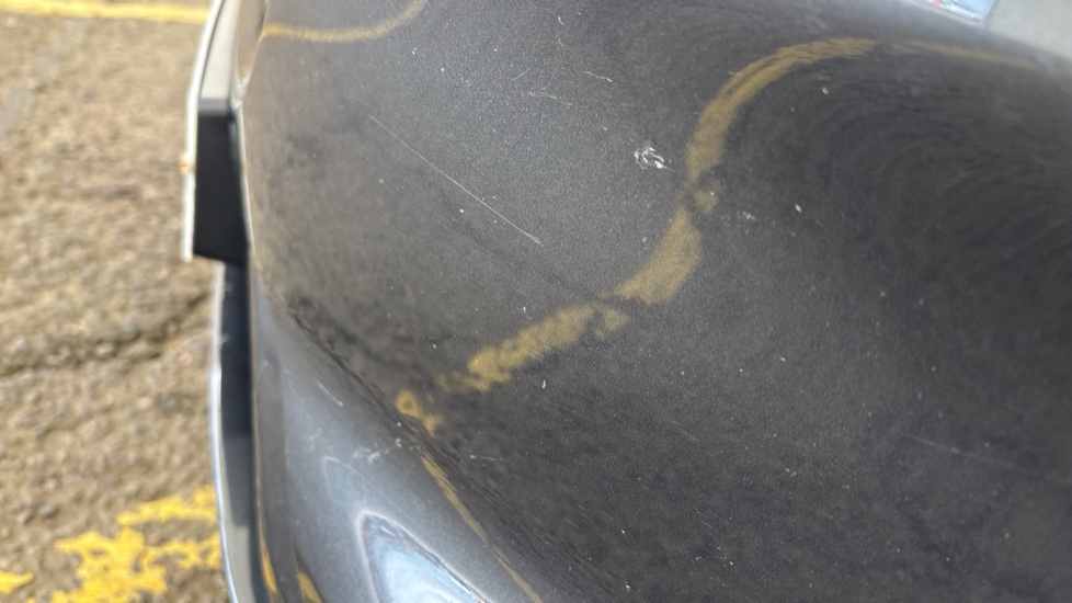 JAGUAR I-PACE chips and scratches