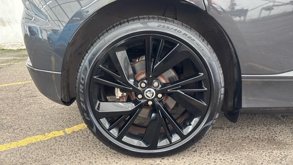 JAGUAR I-PACE Image 19