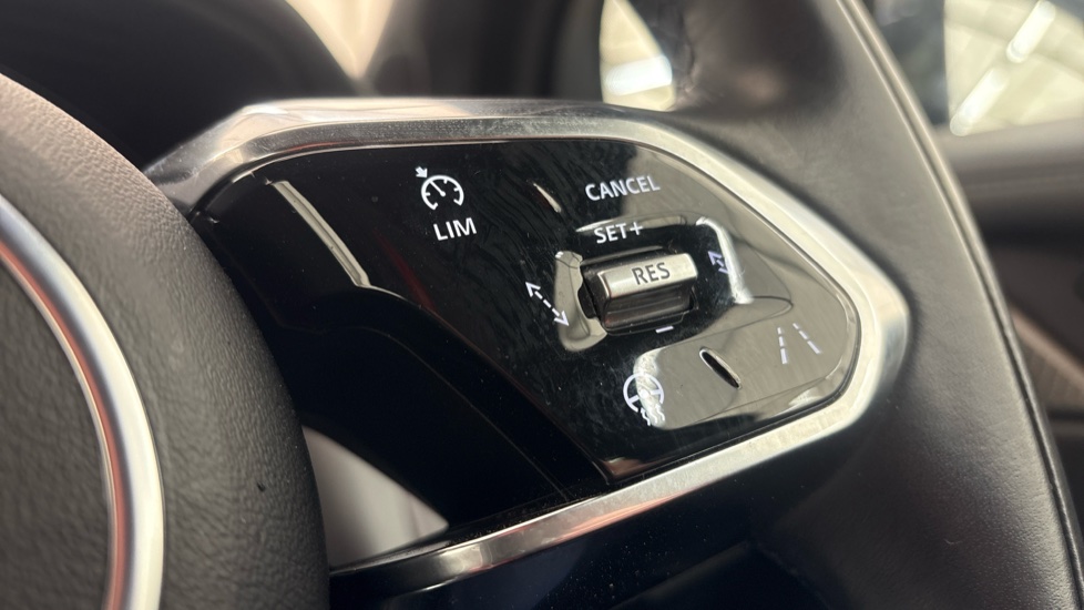 JAGUAR I-PACE cruise control