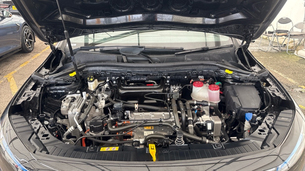 MERCEDES-BENZ EQA HATCHBACK EQA 300 4Matic 168kW AMG Line 66.5kWh 5dr Auto