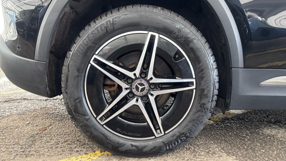 MERCEDES-BENZ EQA HATCHBACK EQA 300 4Matic 168kW AMG Line 66.5kWh 5dr Auto