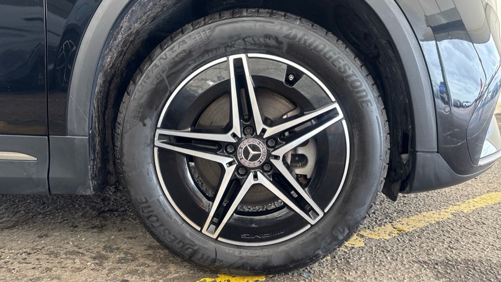 MERCEDES-BENZ EQA HATCHBACK EQA 300 4Matic 168kW AMG Line 66.5kWh 5dr Auto
