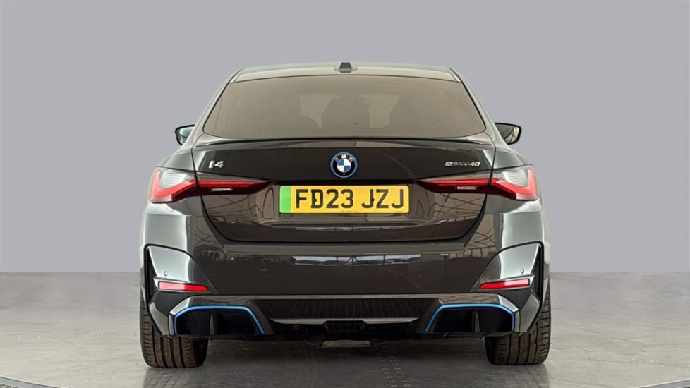 BMW I4 Image 4