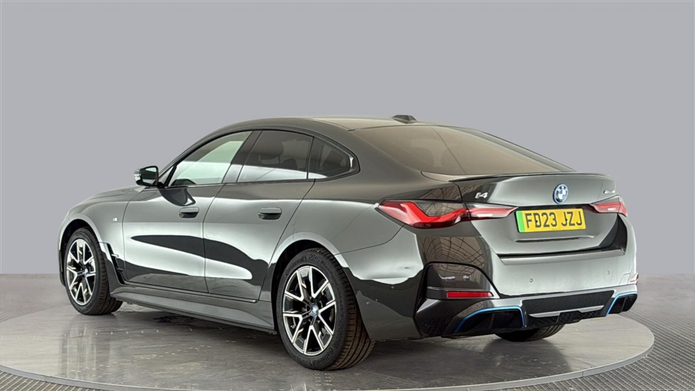 BMW I4 Image 3