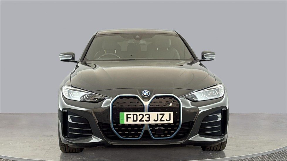 BMW I4 Image 8