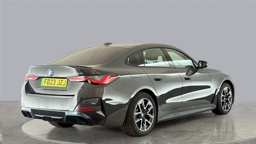BMW I4 Image 5