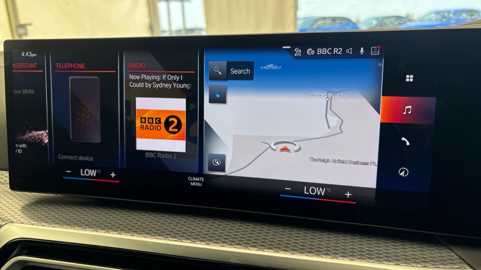 BMW I4 Image 12