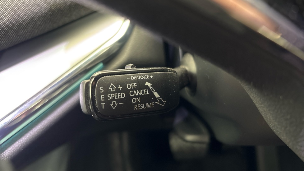 SKODA ENYAQ Cruise control