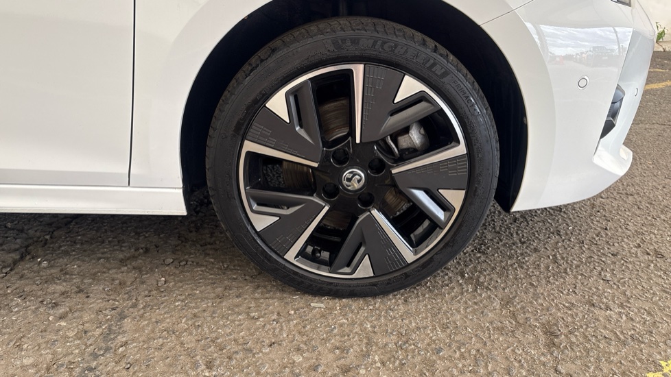 Vauxhall CORSA ELECTRIC HATCHBACK 100kW Ultimate 50kWh 5dr Auto [11kWCh]