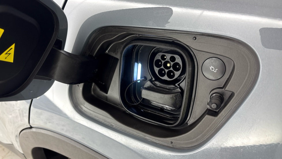 VOLVO C40 ESTATE 170kW Recharge Ultimate 69kWh 5dr Auto