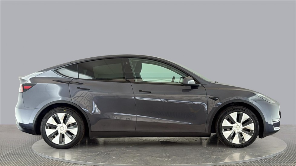 TESLA MODEL Y HATCHBACK RWD 5dr Auto