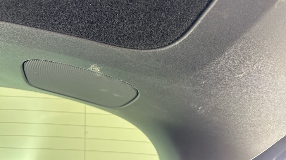 TESLA MODEL Y HATCHBACK RWD 5dr Auto