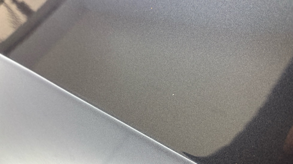 TESLA MODEL Y HATCHBACK RWD 5dr Auto