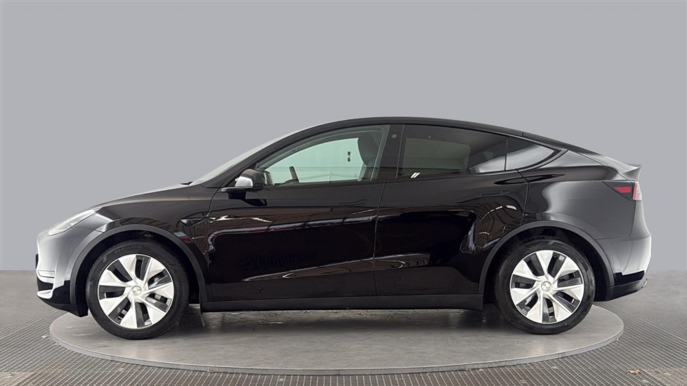 TESLA MODEL Y Image 2