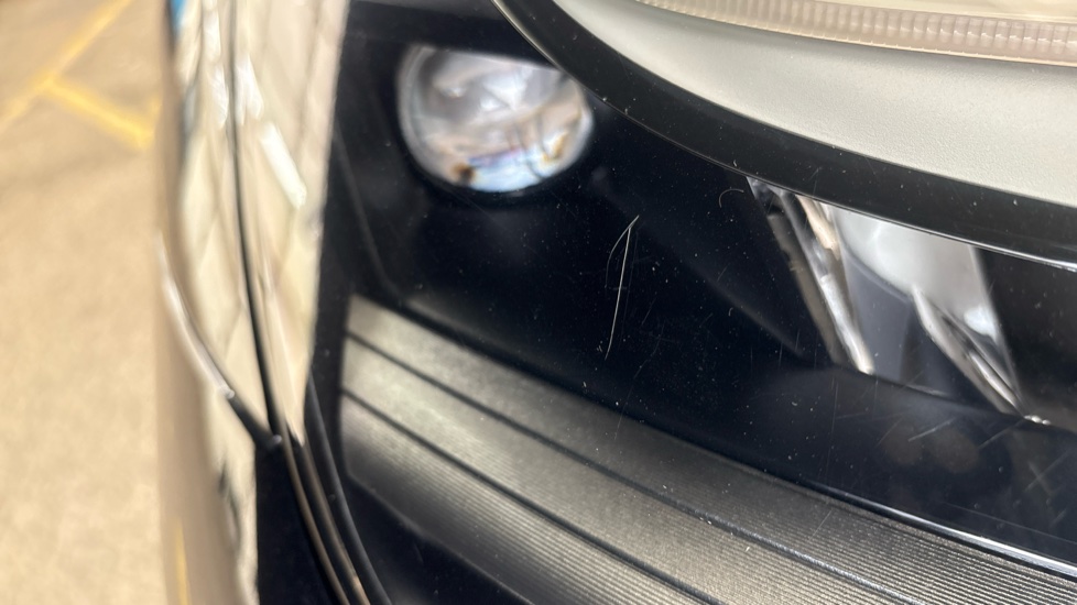 TESLA MODEL Y Scratches