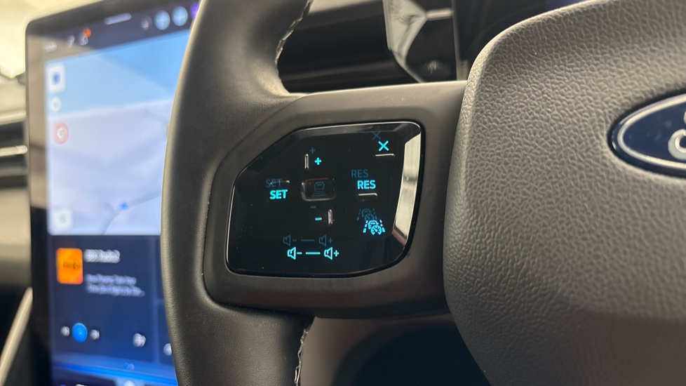 FORD EXPLORER ELECTRIC ESTATE 210kW Select 77kWh 5dr Auto [Driver Assist Pack]
