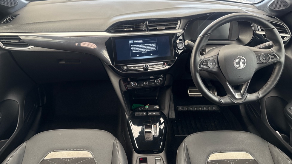 VAUXHALL CORSA Image 11