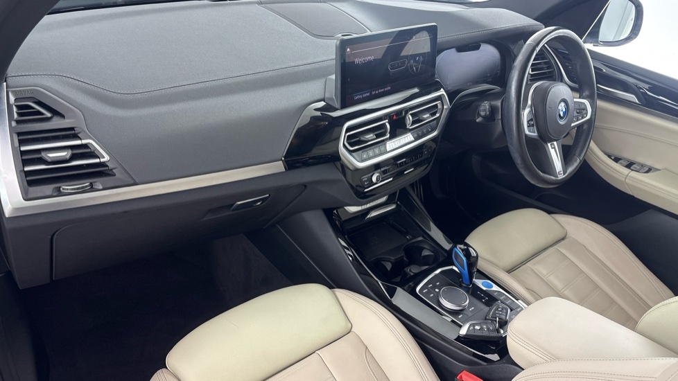 BMW iX3 Image 10
