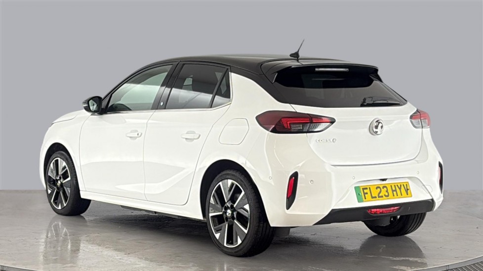 VAUXHALL CORSA Image 3