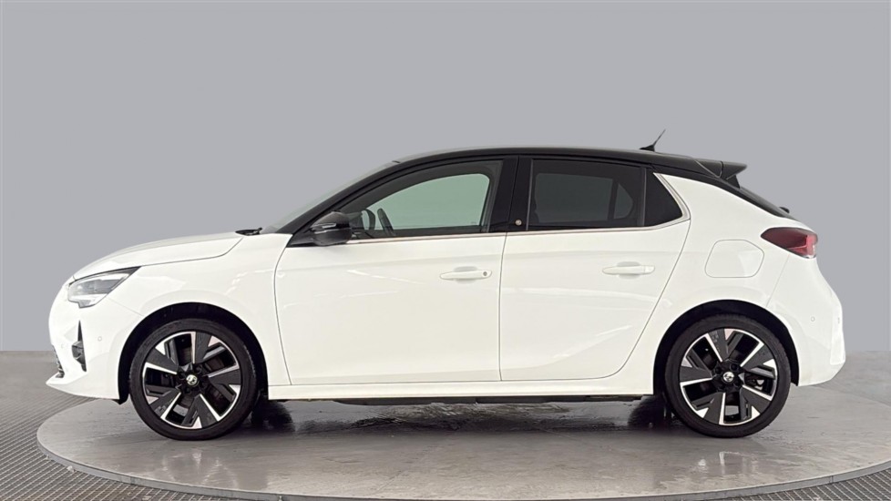 VAUXHALL CORSA Image 2