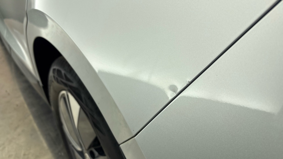 SKODA ENYAQ dents and chips